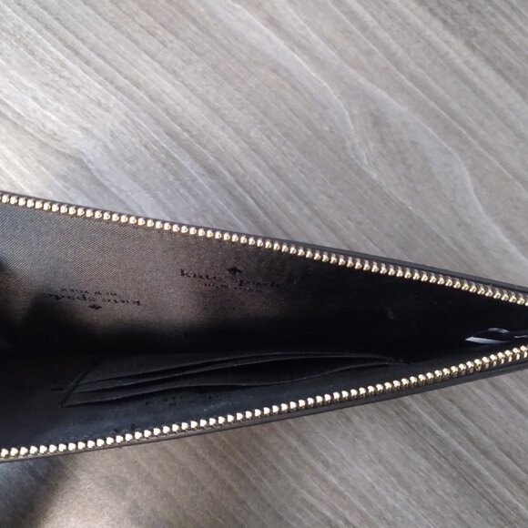 Kate Spade Wristlet - Picture 3 of 6